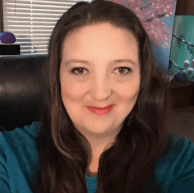 Julie Klein Bacon headshot